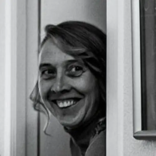 Audrey Bouquet Portrait rieur d'Audrey Bouquet, femme zèbre